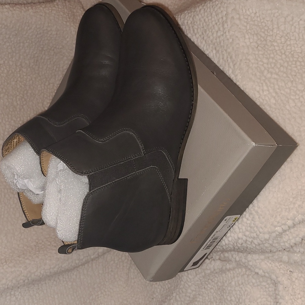 Franco Sarto women's leather round toe booties in charcoal gray 9.5B